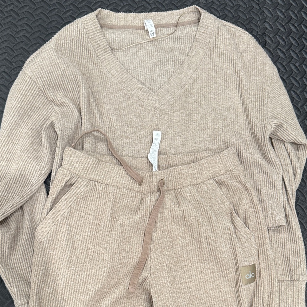Alo Tan Ribbed Knit Set - Picture 2 of 7